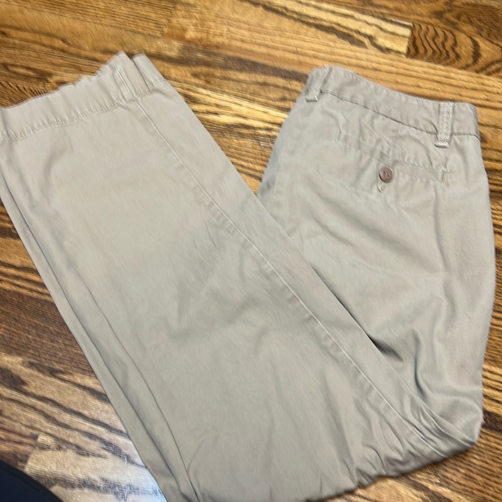 Gap 2 petite straight leg Khaki pant